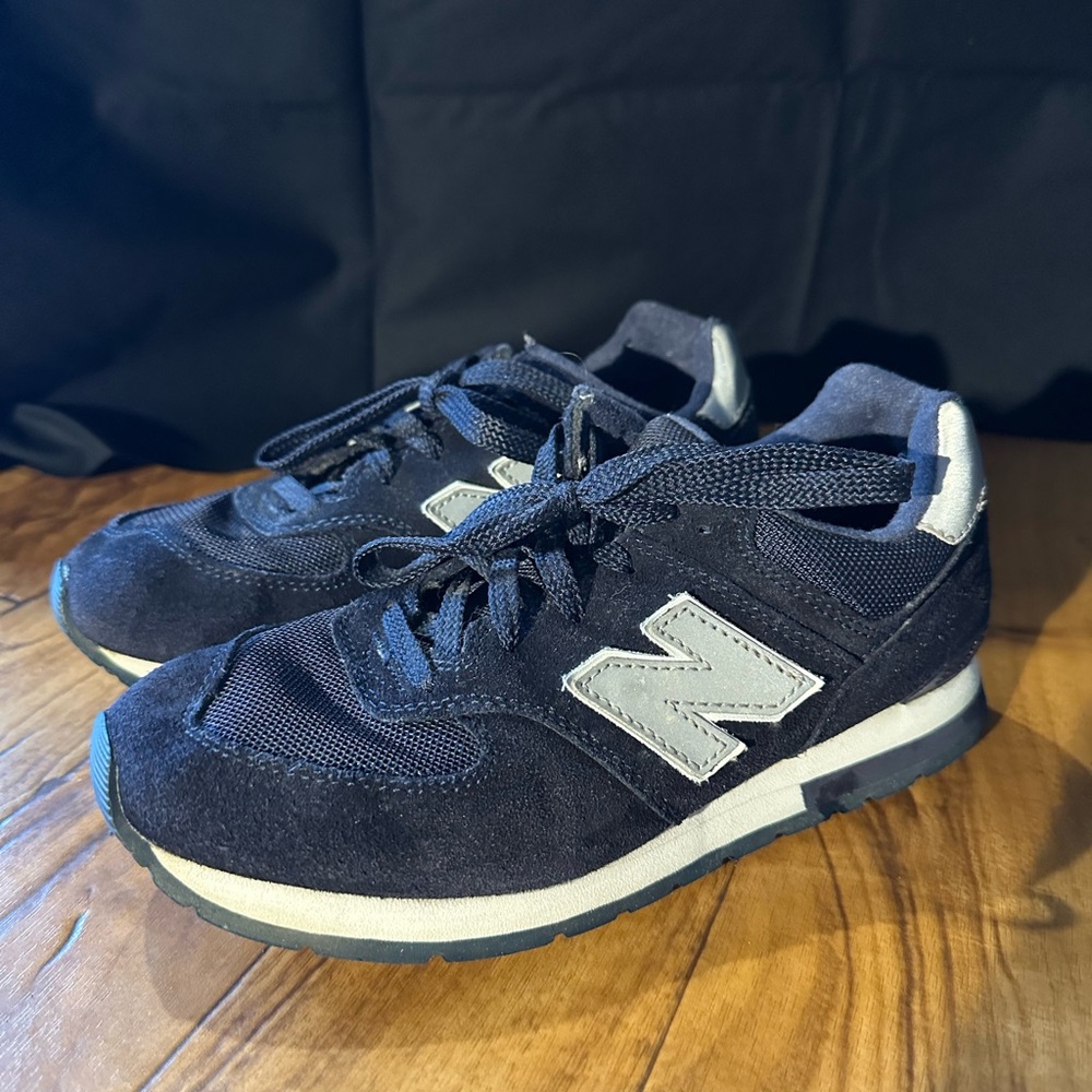 New Balance Navy suede